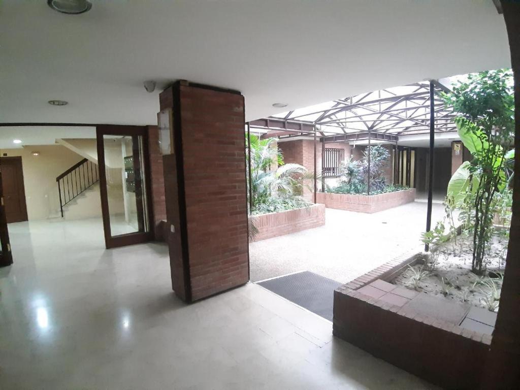 Ferienwohnung Plaza Puerta Nueva Murcia Exterior foto